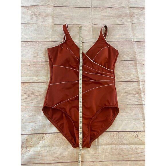 Miraclesuit Women's Chinese Red Horizon One Piece Swim Suit - 14 - Picture 2 of 11